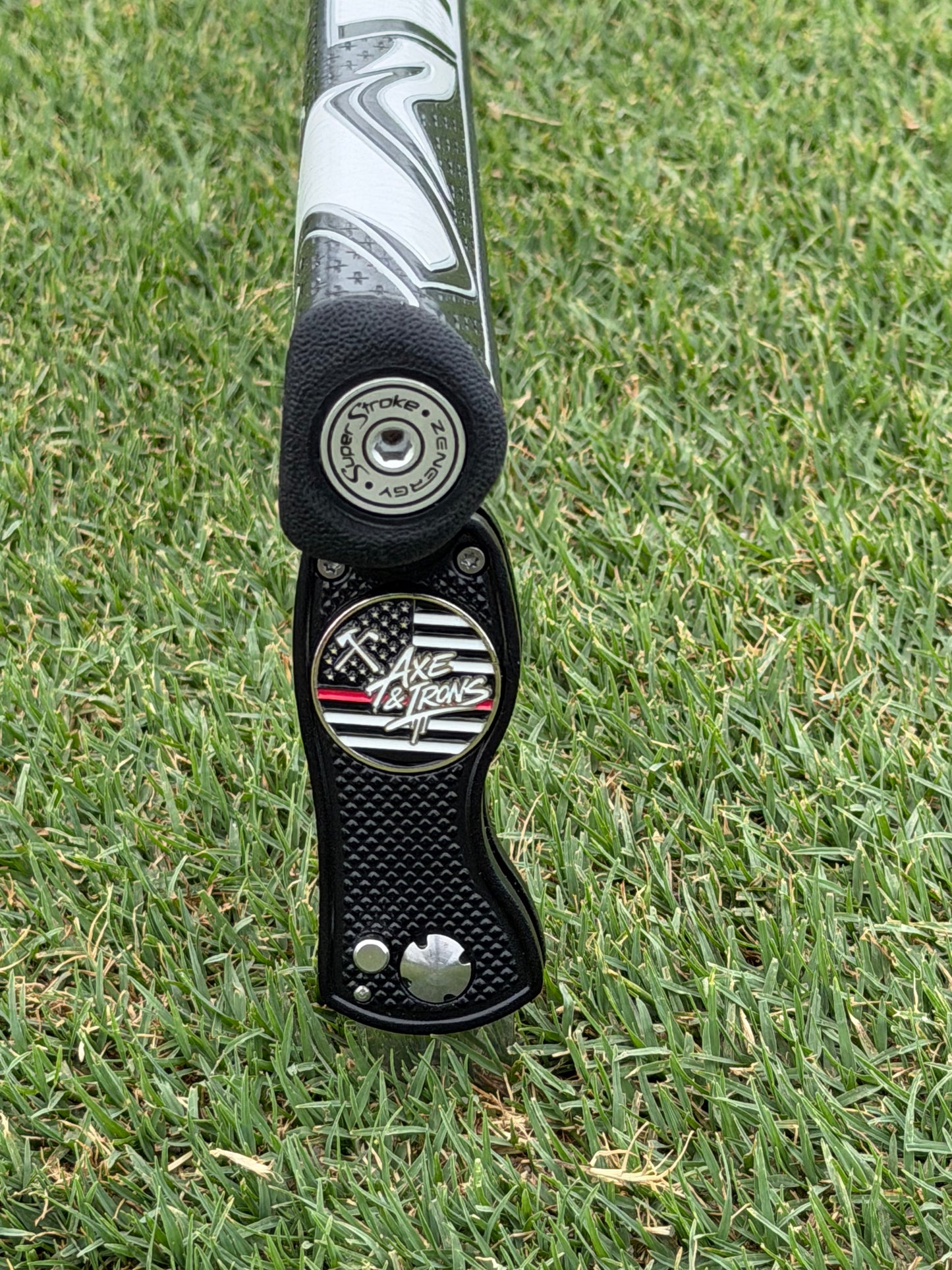Red Line Ball Marker